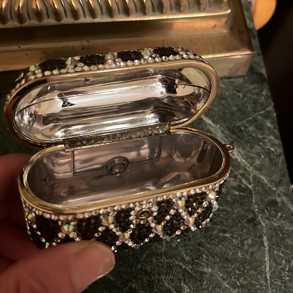 AirPod Pro bling case - Picture 2 of 5